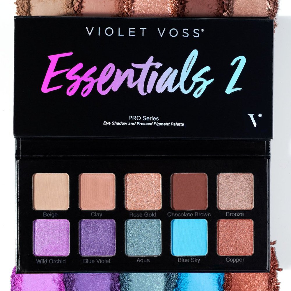 Violet Voss Essentials 2 palette
